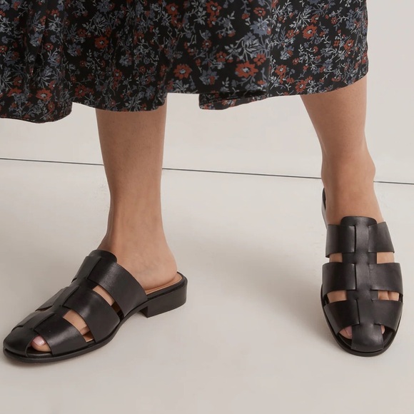 Madewell The Dixson Fisherman Mule in true black - Picture 2 of 10
